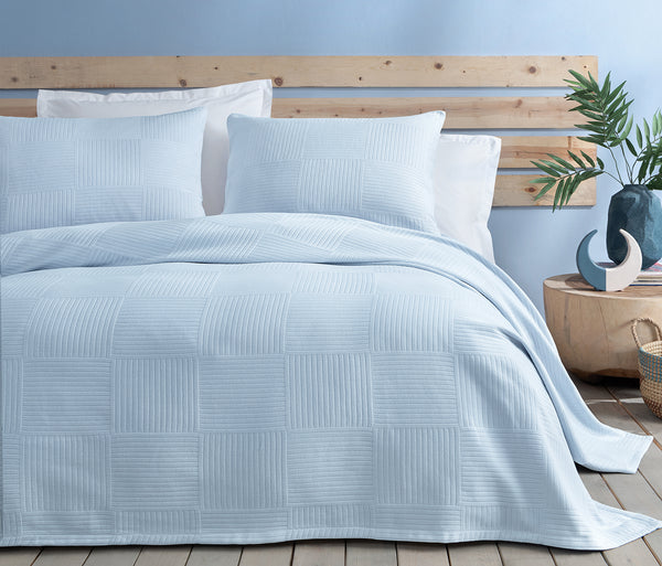 Lukkas Bedspreiset