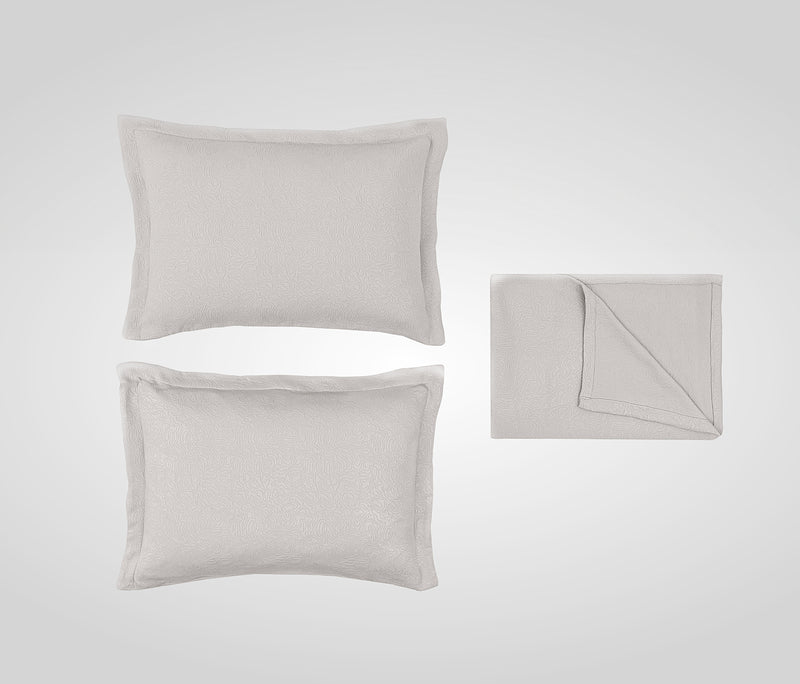 Kami Bedspreiset