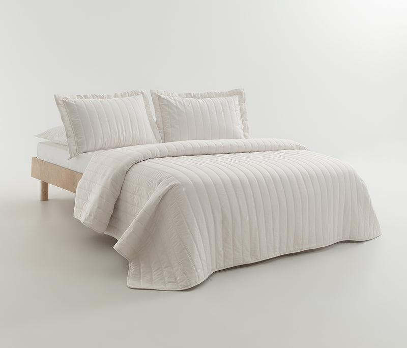 Faint Bedspreiset